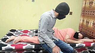 oh my pakistani bhabhi gets fucked so hard on her bed with hindi moans