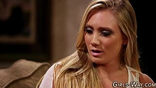 Lesbian Babes Finger Pussy And Scissor In HD Threesome