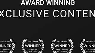 jennifer white shows stepdaughter squirting secrets in steamy girl-on-girl lesson