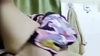 Dude came twice on video call sex with asian girl