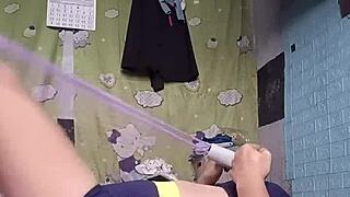 Petite sexy athletic asian babe in tight shorts does exotic fitness workout