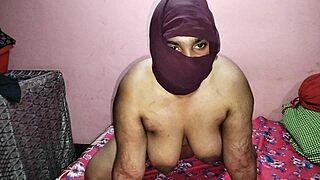 make-up guy pounds hot indian model client hard at home