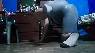 Curvy brunette bombshell shakes her massive jiggling ass during sweaty workout session