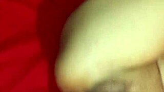 rico cojer con esta mujer mayor latina... uff que delicia man. 