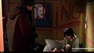 laura wiggins goes topless nude in shameless s01e12 celebrity scene