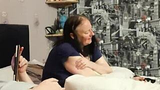 ladys watch my 7inch cock throb hard for your wet pussies now