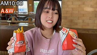 Ever seen a couple fuck raw after date? This japanese pair pounds hard at home!