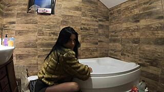 milfycalla pees in the bathtub wearing fur coat pantyhose so taboo hot 😈🚿
