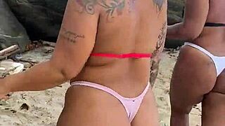 hey we're the hairy gals banging on the beach 😘🏖️