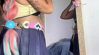 Varesa preps Genshin cosplay shaking huge ebony bbw ass cheeks.