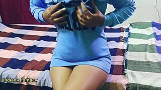 chut to teri mast hai neelam madam... aawo tumhe chod kar rundi banaate hain