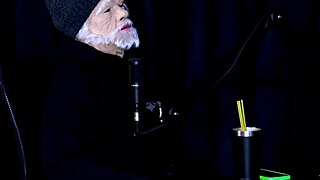 morena gostosa tifany rocha faz striptease mostra peitos lindos mesmo odiando exposição e swing com famoso 😍🔥