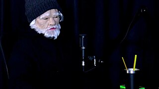 morena gostosa tifany rocha faz striptease mostra peitos lindos mesmo odiando exposição e swing com famoso 😍🔥