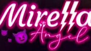 Fingering slut wakes guy with sloppy wet blowjob and ass fuck