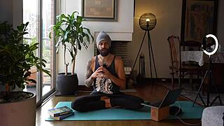 Feeling the Deep Connection: Latina Couple's Tutorial on Conserving Sexual Energy