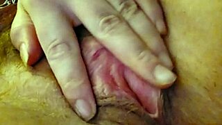 Chubby amateur moans fingering clit with vibrator dildo in first-time solo play