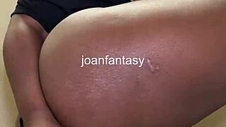 joanfantasy masturbates solo during lunch break in washroom