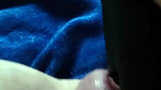 helsbels' pierced clit craves toys and squirting frenzy