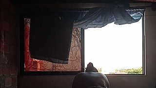 Latina milf squirts big pussy juices in amateur casero fuck