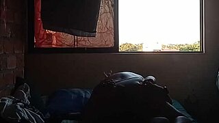 Latina milf squirts big pussy juices in amateur casero fuck