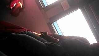 telugu aunty's massive fat ass jiggles hardcore on indian train