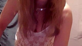 Esclave f plug vibro connected outdoor bound slut maid flashes chained??