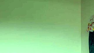 Ever Seen A Sexy BBW Milf Squirt Huge Like This Colombian Chorros De Leche Masturbation Queen?