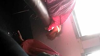 telugu aunty's massive fat ass jiggles hardcore on indian train