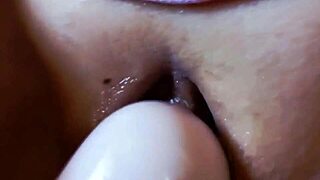 watch this mature cougar's magic wand buzz her huge wet shaved monster pussy up close