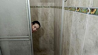 Stepsister Hot Bath Fuck to Intense Creampie in Russian