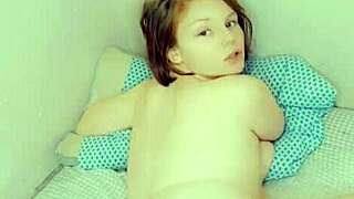 Redbaby999 Seductively Shakes Her Round Big Ass For Camera