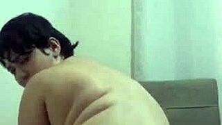 Novinha cheats on bf flashing wet pussy and big ass to other guys voyeur style 😈🔥