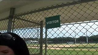 omg i'm that wild brunette flashing my pierced tits and shaved pussy in super risky public spots 😱🍑🔥