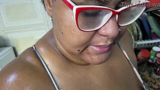 Stepmom takes loads of cumshots on face in kitchen homemade