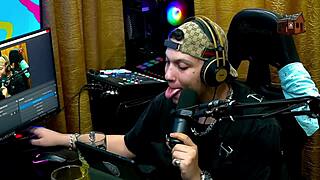 whoa mari ávila's hot body got ruan so horny podcast exploded 🔥😍