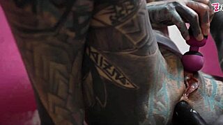 ANAL STRETCHING GAPE SQUIRT IN WORK CLOTHES DOUCHE ASS TO MOUTH