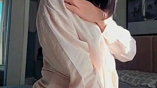 check out this hot teen solo masturbating outdoors dancing sexy