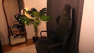 whoa she lifts legs to air out pussy then fingers it hard 😮🔥💦