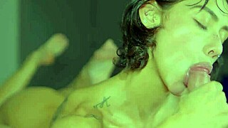 veronica leal squirts huge then rides to deep creampie 😍💦