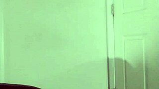 Romantic jeans sketching worships her curves in intimate free session