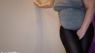Pee Soaks Milf's Huge Fat Ass in Leggings