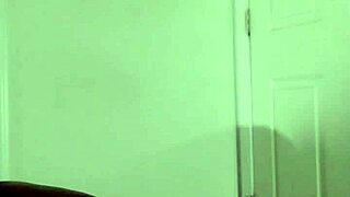 Romantic jeans sketching worships her curves in intimate free session