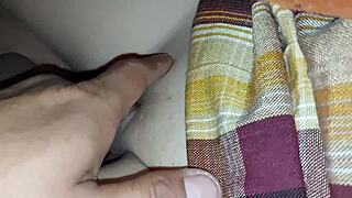 jovencita colegiala se la culean a escondidas? tu hijastra sumisa es la puta de papi 😈💦