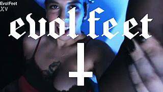 pucca's sweaty feet need your mouth worshipping them now