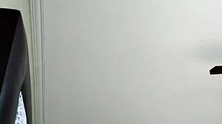 Amateur Milf Fucks Lover Raw In Motel Room