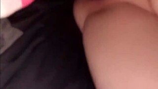 Curvy Babe Fingers Dripping Wet Pussy Hard