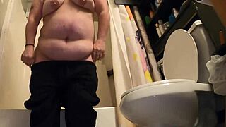 bbw mature pleasures wet pussy in bathroom till massive squirt