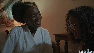 ana foxxx and scarlit scandal share some steamy pussy licks