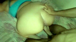 ei putinha quer pica antes da academia? bora foder essa bundona doggy