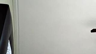 Amateur Milf Fucks Lover Raw In Motel Room